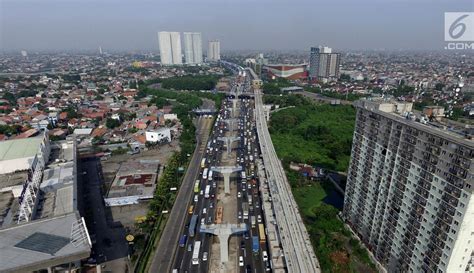 FOTO Proyek Di Tol Cikampek Dihentikan Sementara Foto Liputan6 Com