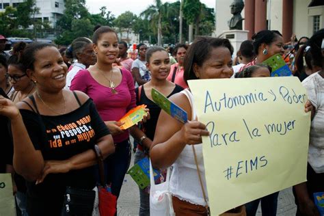 Mujeres Campesinas De República Dominicana Se Forman Para Defender Sus