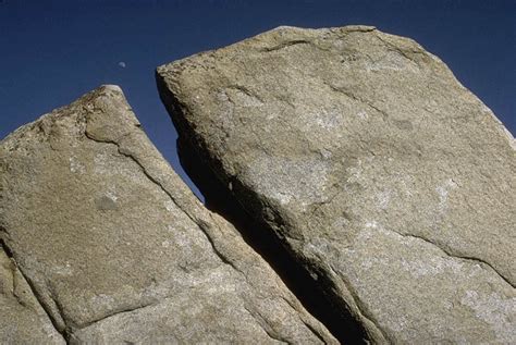 Intrusive Rocks and Processes - Geology Pics