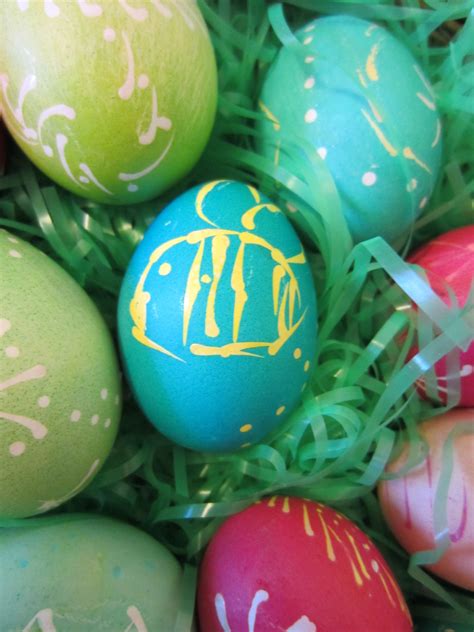 Bumble Bee Wax Design On Easter Eggs Bee Wax Bees Easter Eggs Design