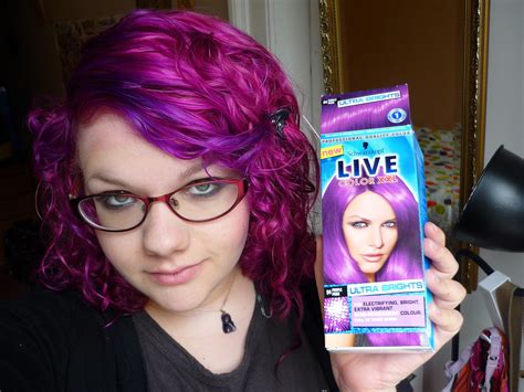 Hair colour products buy natural hair dye hair bleach. Holly's Blarg: Dye Your Hair Purple with Schwarzkopf LIVE ...