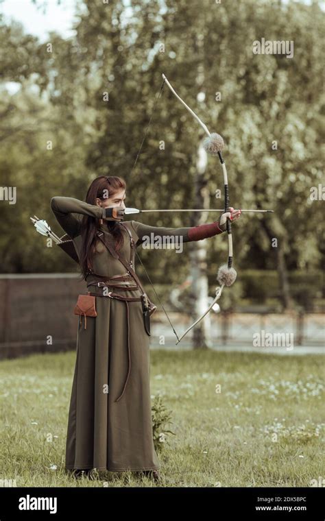 Warrior Bow Arrow High Resolution Stock Photography And Images Alamy