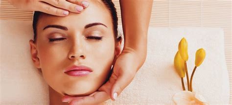 Indian Head Massage Check Out Its Benefits