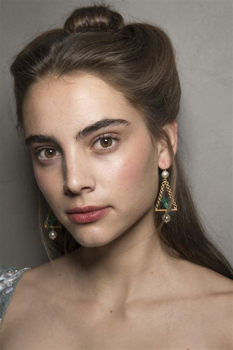 Every Makeup Look You Need To See From The Spring Shows Sexy