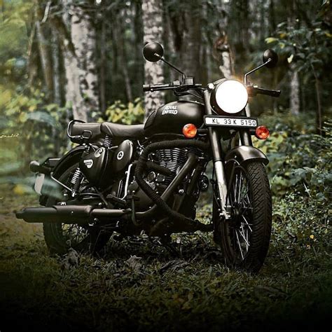 Royal Enfield Red And Black Wallpaper Hd Looking For The Best Red And