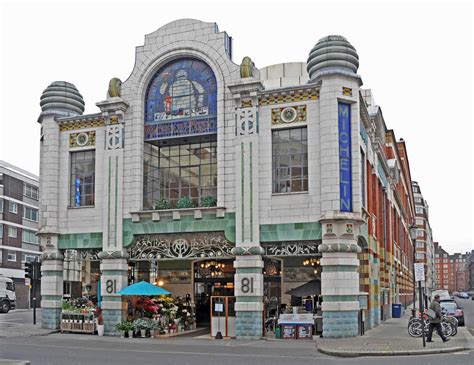 Between 1918 and 1955 it was divided into two constituencies, fulham east and fulham west. The Michelin Building, 81 Fulham Road, London | Michelin ...