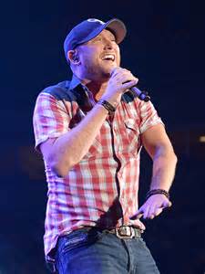 Country singer cole swindell and professional wrestler barbie blank first confirmed their relationship in april, attending the 2019 acm awards together. Cole Swindell: 5 Things to Know - Music News : People.com