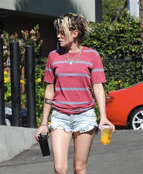 Kristen Stewart Sexy For Vogue And On The Streets The