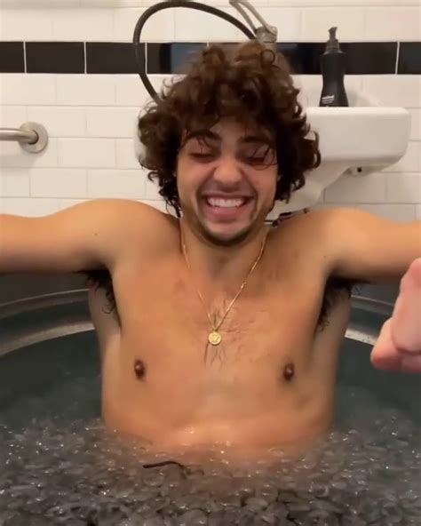Alexis Superfan S Shirtless Male Celebs Noah Centineo Shirtless IS Story