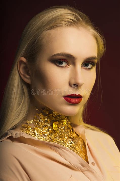 Fashion Blonde Model With Glamor Makeup Posing With Closed Eyes Stock