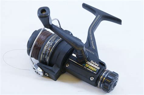 Daiwa SF1350T Bait Feeder Ultra Light Graphite Fishing Reel EBay