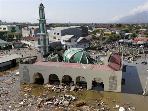 Number Of Dead From Indonesia Quake And Tsunami Rises To ...