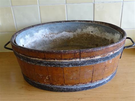 Wood And Galvanized Wash Tub Antique Wash Tub Antique Etsy In 2020 Galvanized Wash Tub