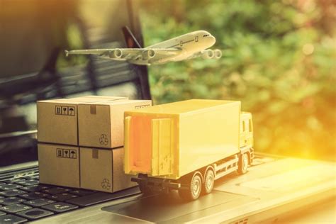 4 Ways A Freight Forwarding Company Can Optimise Your Shipping Process