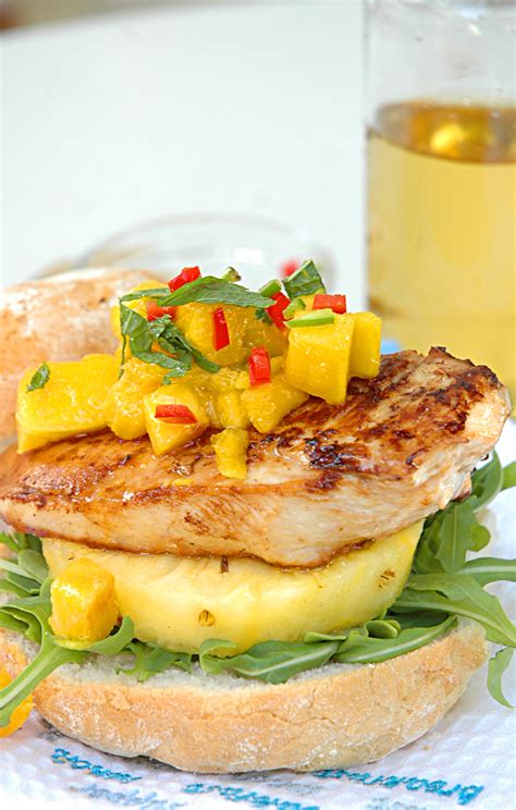 They are lower in fat, especially if you use breast meat, whilst still containing about the same amount of protein. Pineapple Chicken Burgers with Mango Salsa