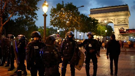 France Riots Heavy Police Presence At Champs Elysees In Protest Clampdown World News Sky News
