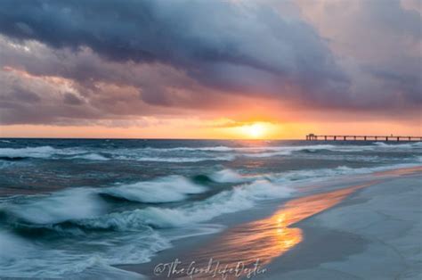 Best Times To Visit Destin Florida A Month By Month Guide The Good