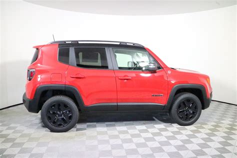 New 2018 Jeep Renegade Trailhawk Sport Utility In Parkersburg D7378