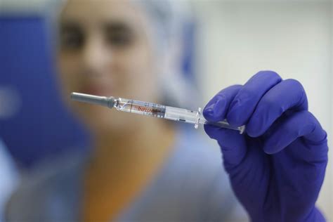 Un médico alemán ofrece gratis la vacuna astrazeneca por ebay. Reciente estudio descarta vínculos entre la vacuna triple ...