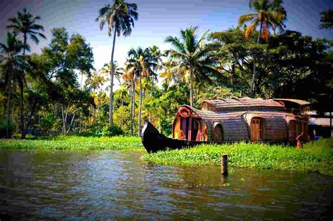 Best Tourist Places To Visit In South India Lifestyle Moody