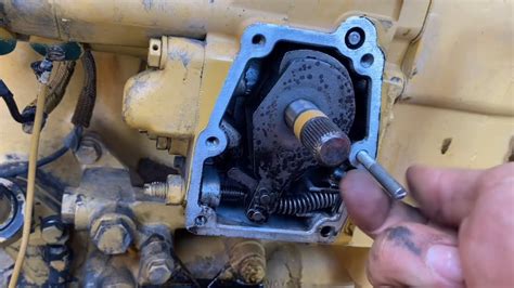 Cat 3306 Throttle Shaft Oil Leak Repair Youtube