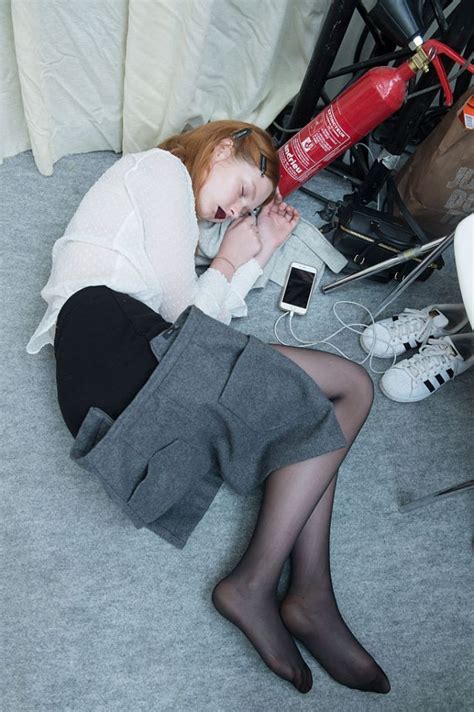 13 Models Sleeping In The Most Bizarre Sleeping Positions Models Backstage Fashion Editorial