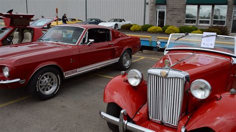 PEI Antique Car Show, May 28/17 - YouTube