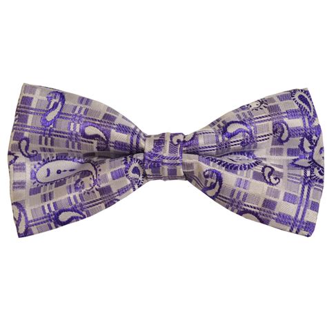 Classico Italiano White Violet Paisley Desgin 100 Silk Bow Tie