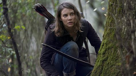 Twds Lauren Cohan Previews Maggie And Negans Off The Charts Tension In Season 10c