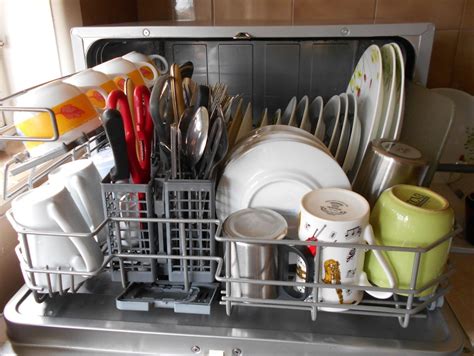 You can see the video to understand it, and call 19007236, ly bao minh horeca supplies would consult. Benchtop Dishwasher for A Small Household or Apartment ...