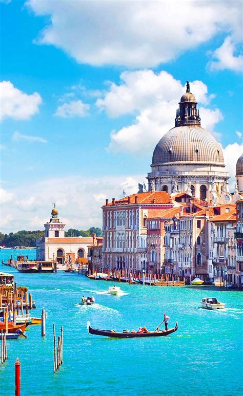 Venice Travel Guide What To Do And See In One Of Italy S Most Romantic Cities Veneti