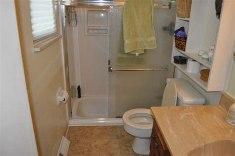 Small Bathroom Remodel Average Cost Simple Home Designs