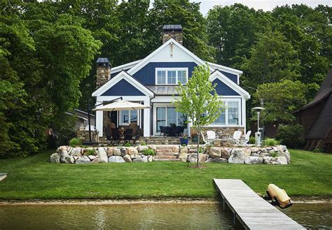 Cozy Lakefront Cottage Plans
