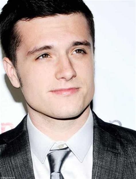 What Happened In To Him He Looks Great Hottest Male Celebrities Josh