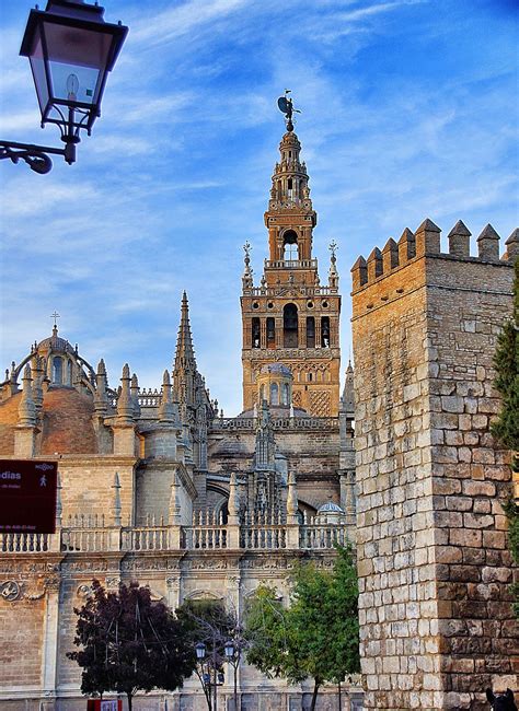 la Giralda, Sevilla | Sevilla, Spain travel, Beautiful places