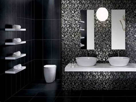 Schwarz ist eine zeitlose, klassische, elegante farbe, die in modernem und zeitgenössischem stil am besten ist entwürfe. Schwarzes Badezimmer: 5 Vorteile und 50+ Ideen