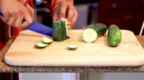 How To Cut A Cucumber Into Matchsticks Youtube