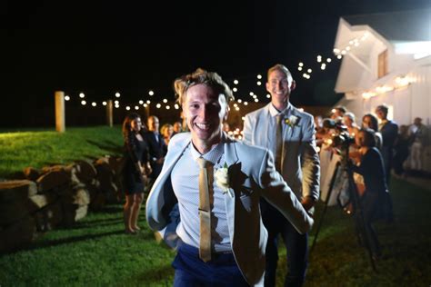 Gay Couples In Australia Marry In Midnight Ceremonies Toronto Star