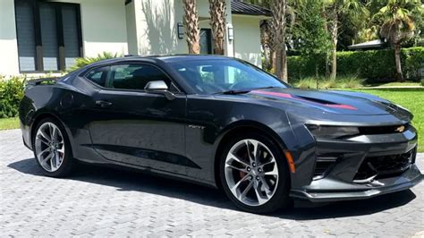 2017 Chevy Camaro 2ss Coupe 50th Anniversary Edition Celebrates A