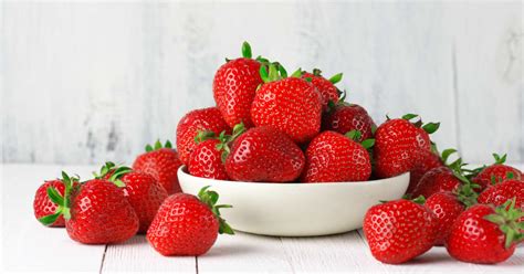 Peut On Conserver Les Fraises Au Frigo - Comment congeler les fraises | Zeste