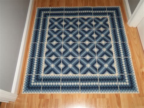Rug Made With Plastic Canvas And Yarn Plastic Canvas Awesome