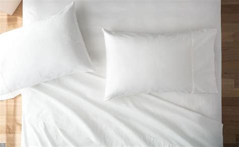 Different Types Of Pillow Stuffing Which Is Best For You Saatva