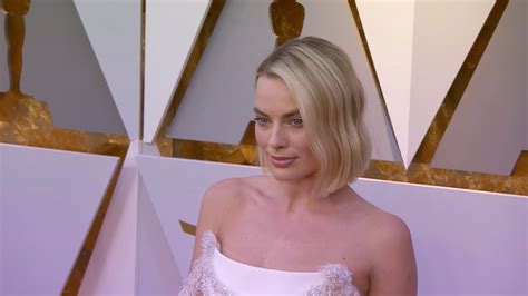 Oscars 2018 Arrivals Margot Robbie Screenslam Youtube
