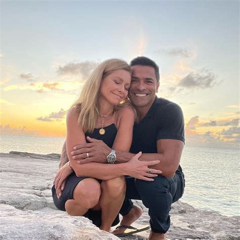 Kelly Ripa And Mark Consuelos Charlierisqat