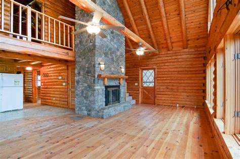 Some comment that they have traveled throughout the united states and have never smith mountain lake offers the very best of both! Smith Mountain Lake: Log Cabins and Log Homes are a RARE ...