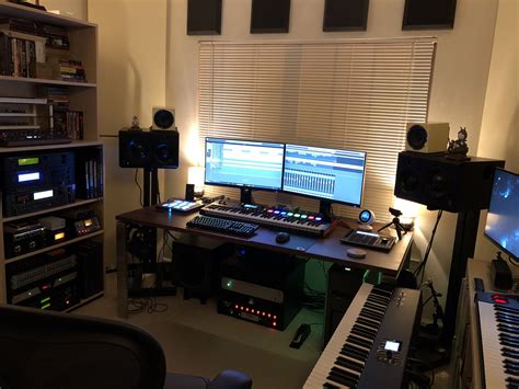 Finally Complete The Geeknest A Cozy Musicgaming Station Dtm 部屋