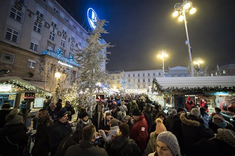 Zagreb Christmas Market Advent U Zagrebu Travelingmel