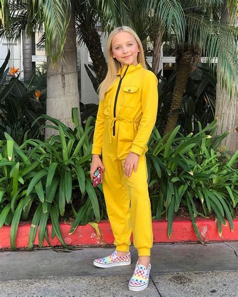 Lilliana Ketchman On Instagram “whats Your Favorite Color 🌈 I Love