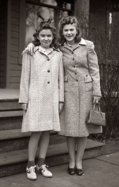 30 Cool Photos Show What Teenage Girls Wore In The 1940s Vintage News