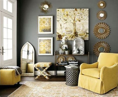 20 Ochre And Brown Living Room